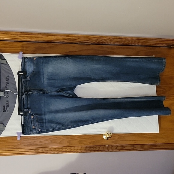 TORRID source of wisdpm slim bootcut jeans - Picture 2 of 4